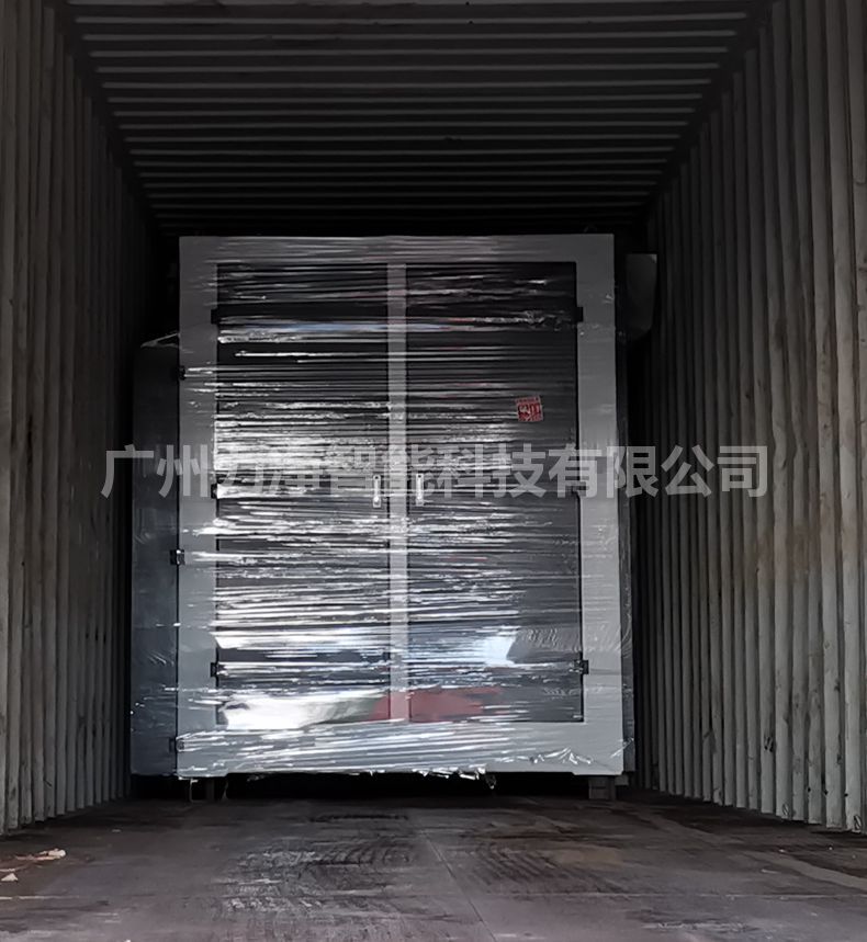 
		广州太阳城官网智能外洋客户订单200公斤大型工业洗衣机打包发货
		(图6)